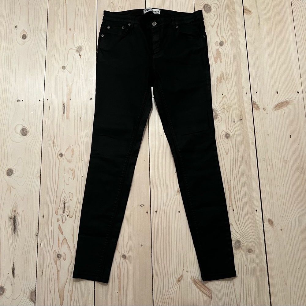 Zara Blk. Wax Skinmy Leg Jeans Sz. 4